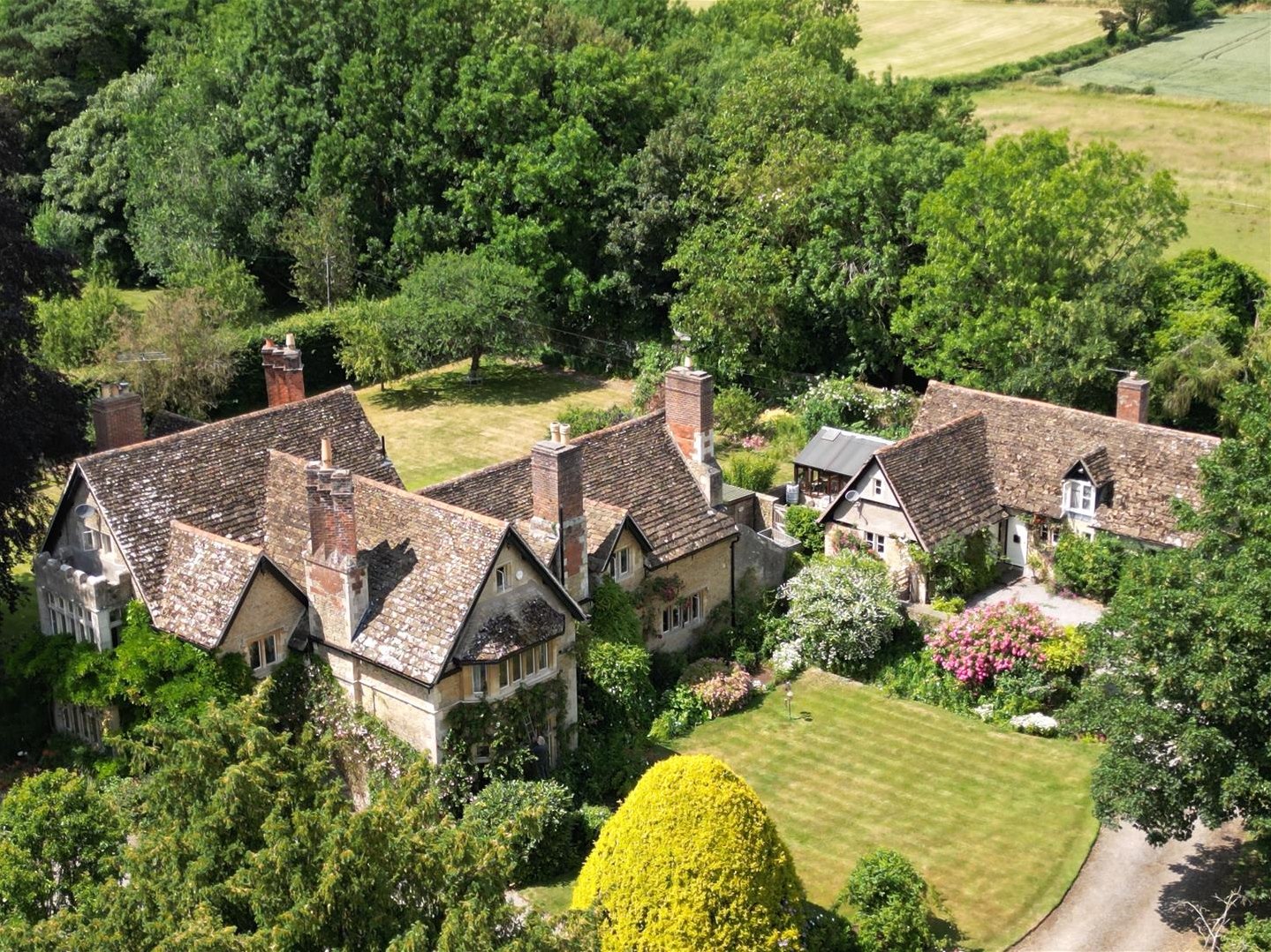 Lullington was originally the rectory for the Ochard Leigh estate 