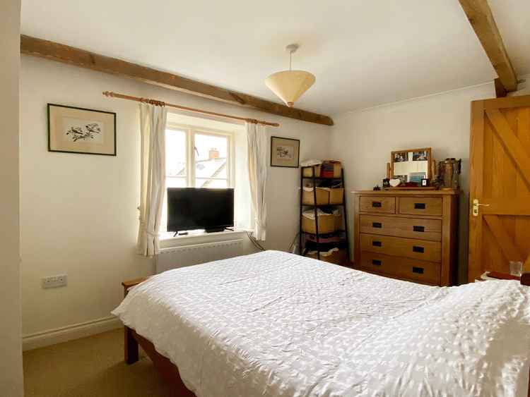 Four-bedroom cottage in Old Butchers Yard