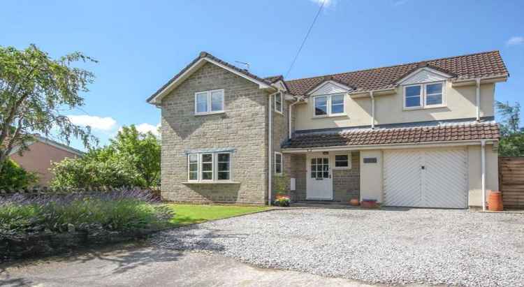 Four-bedroom detached house in Wedmore