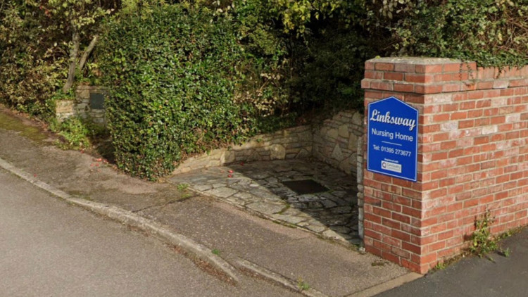 Entrance to Linksway Nursing Home, Douglas Avenue, Exmouth (Google)