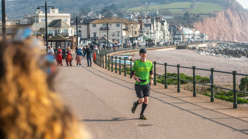 Mark Andow in training (SRC)