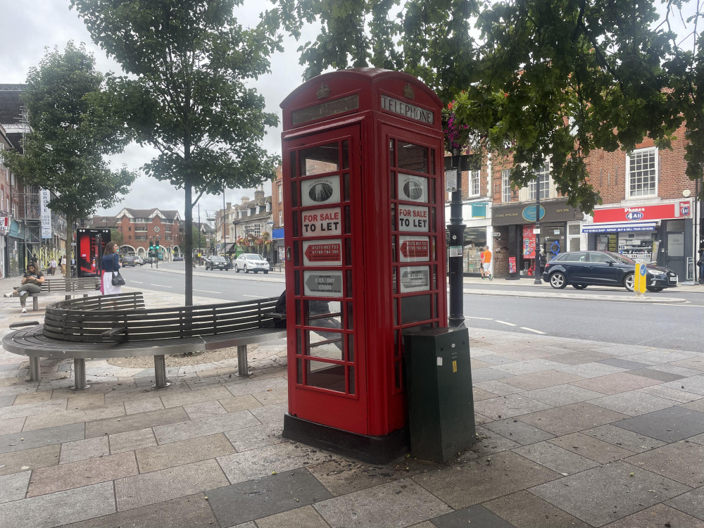 Telephone kiosk in King Street. (Photo Credit: Nub News).