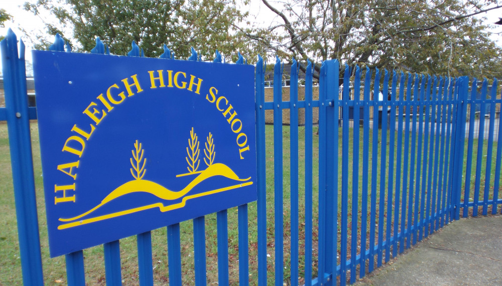 Parents of Hadleigh High School angry at poor comms (Picture: Nub News)