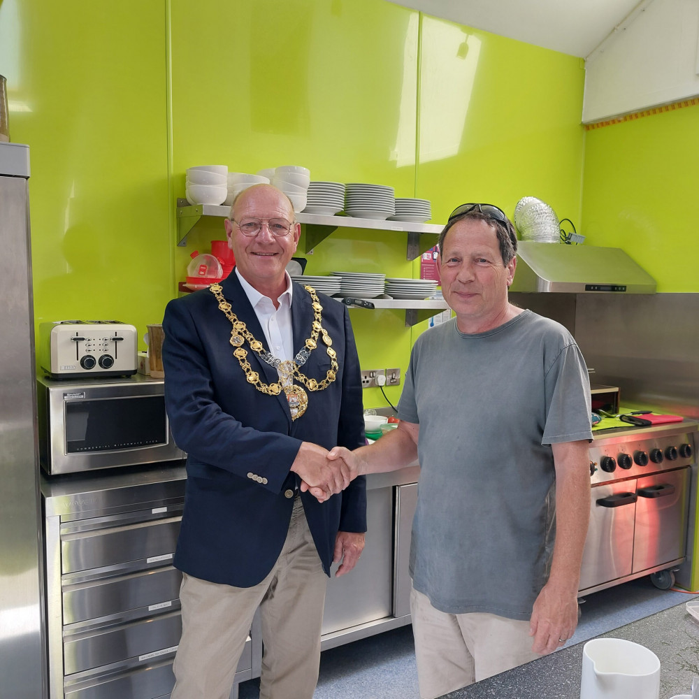 The Mayor of Bridport, Cllr Dave Bolwell, and Simon Batorski from Bridport Community Kitchen