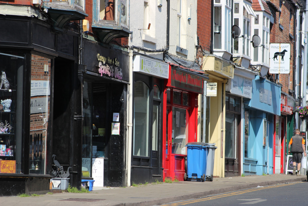 Shops on Chestergate's west side in Macclesfield. (Image - Macclesfield Nub News) 