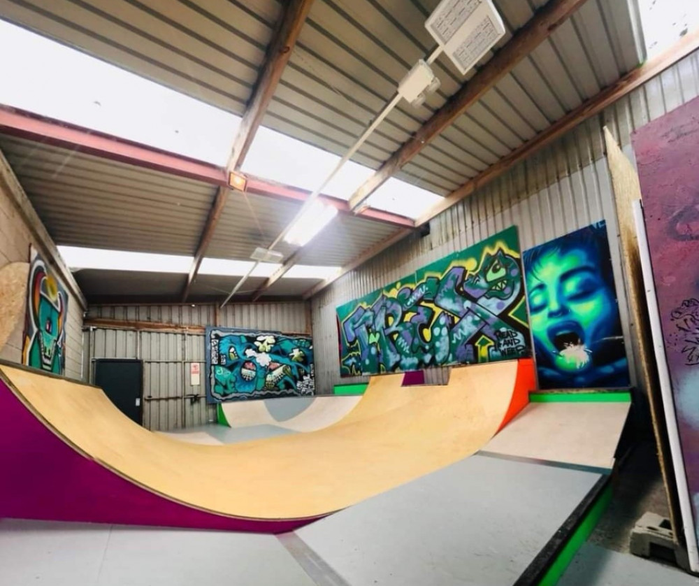 Whether you're into skateboarding, music production, or visual arts, there's a space designed specifically for you at Lost Projects.