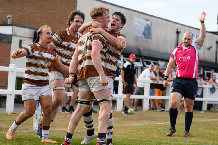 Southend did all the celebrating at Oakfield. Pictures by Steve Lindsell.