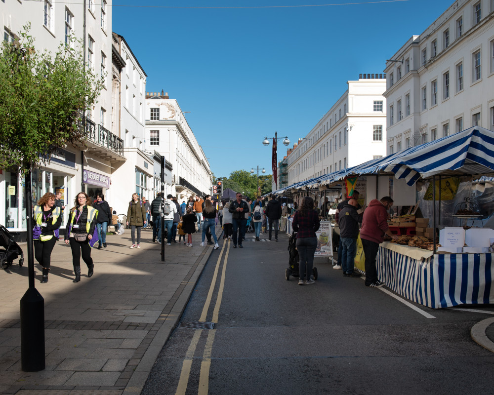 Head to The Parade this weekend for the return of the Autumn Market series. Image credit: CJ's Events Warwickshire