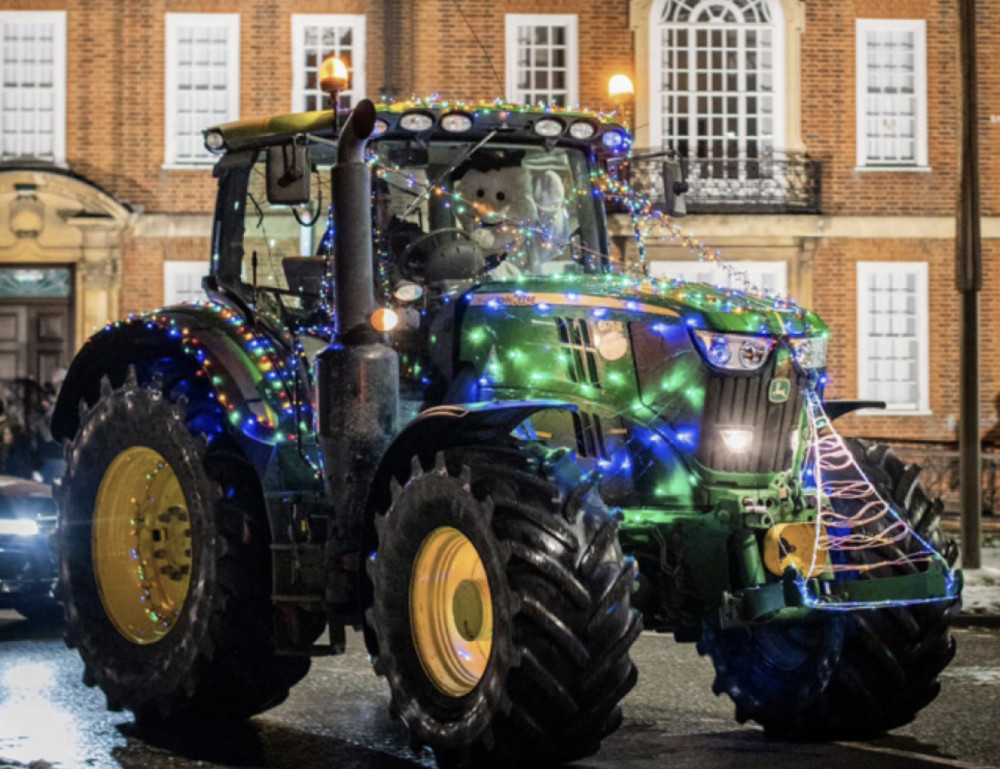 What's On in Letchworth: Save the Date for Farmers on Christmas Lights Tour