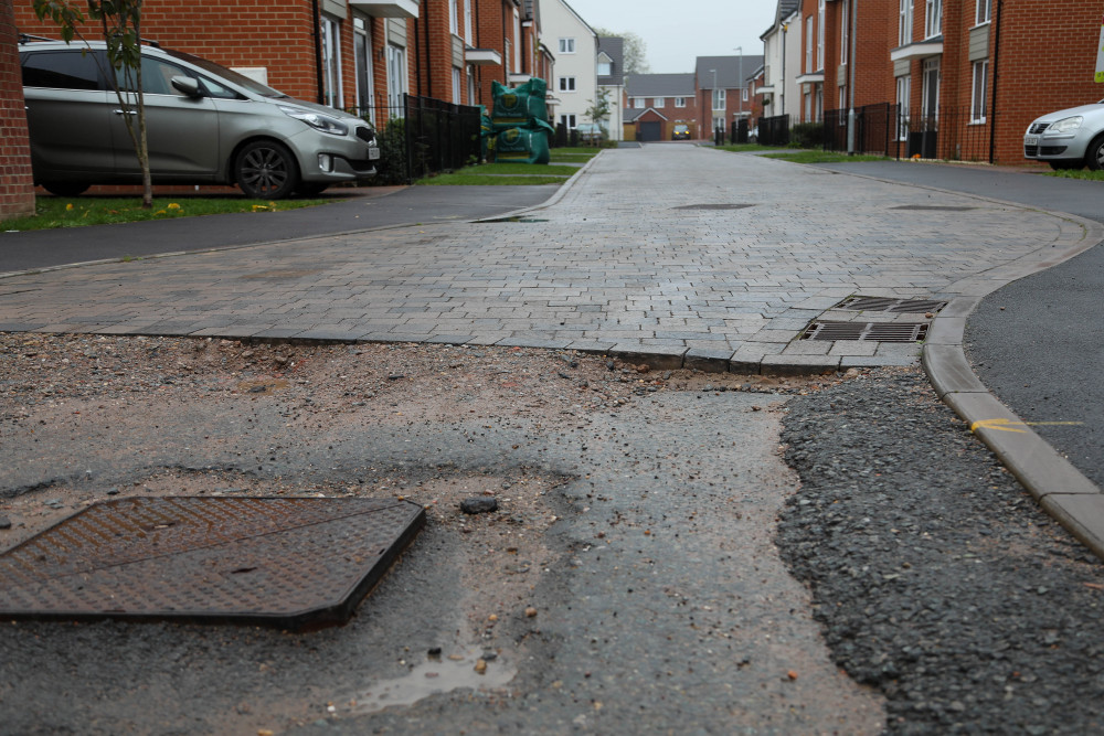 Members of the public can currently report potholes online to Warwickshire County Council (image via SWNS)