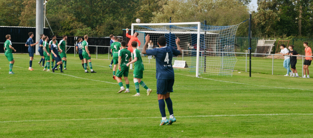Ethan Clarke one of three Hadleigh players hitting the crossbar (Picture: Nub News)