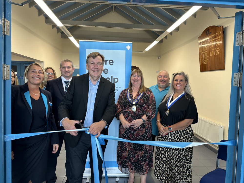 Sir John Whittingdale MP was pictured with Deputy Customer Care Director Ian Lovelock and customer care leads Stacey Evans and Nicola Pearce, along with South Woodham Ferrers Mayor Cllr Donna Eley and Deputy Mayor Cllr Toni Perham. (Credit: John Whittingdale)