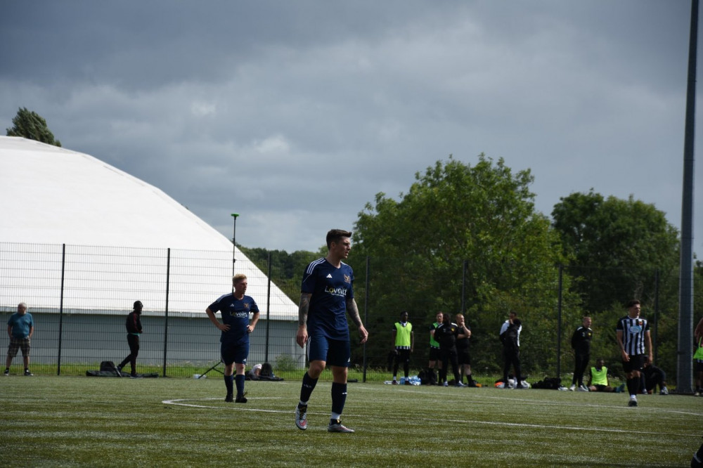 Kenilworth Wardens took a step closer to the Coventry Building Society Arena with a 4-0 win over Leamington Hibs