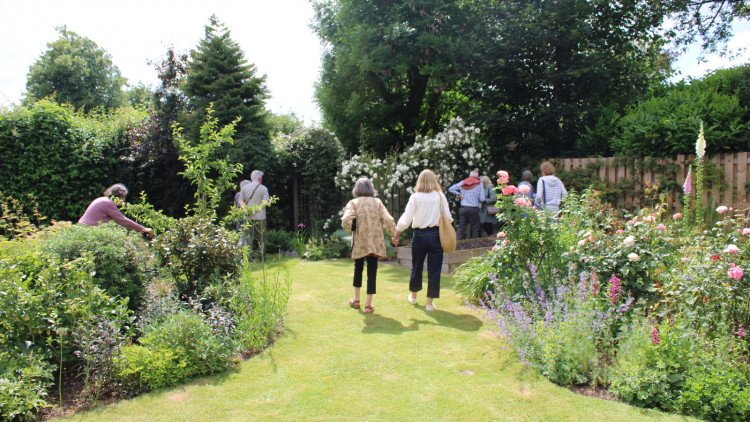 A Hospiscare Open Garden event (Jill Pendleton)