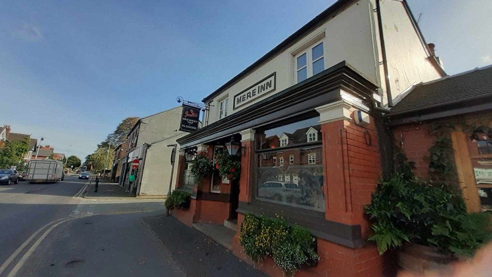 Live music again this weekend at The Mere Inn where a warm welcome is always assured. (Photo: Deborah Bowyer/Alsager Nub News)