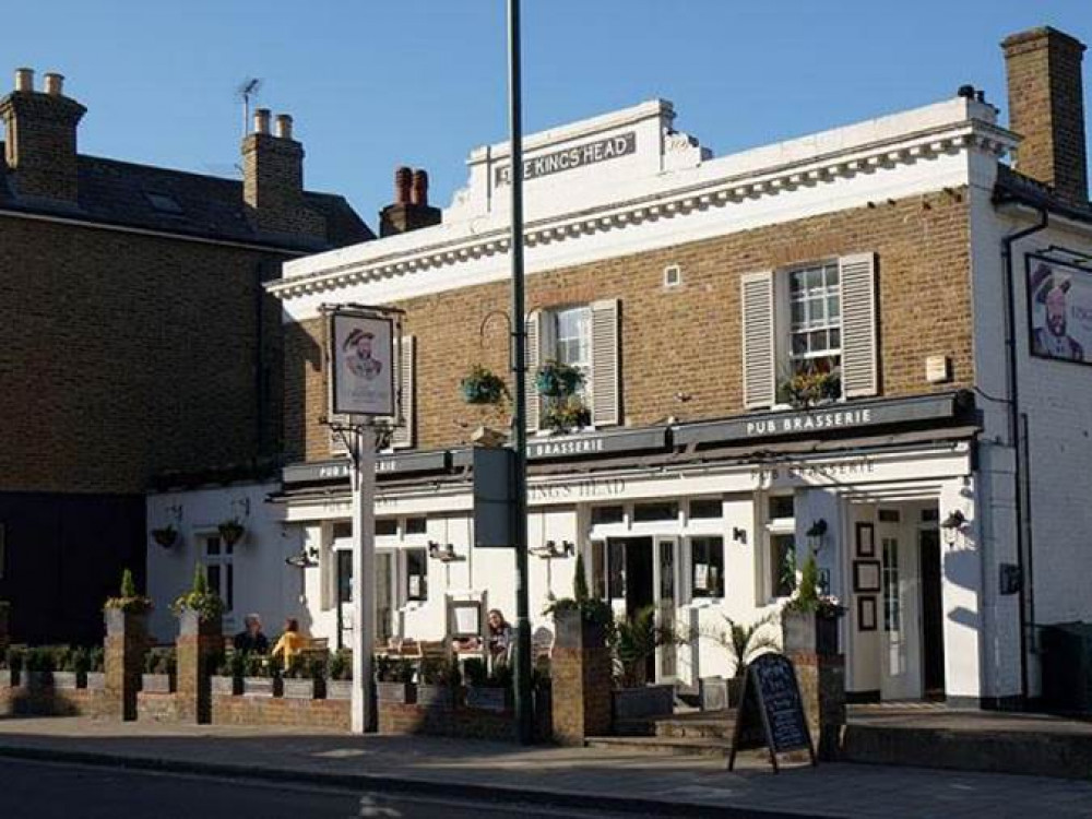 The King’s Head takes centre stage on the High Street. (Photo: Stuart Higgins)