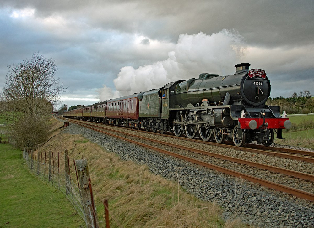 'The Mancunian' will be pulled by the 45596 Bahamas locomotive. It will pass through Stockport a little before 1pm (Image - Wikimedia Commons / Andrew)