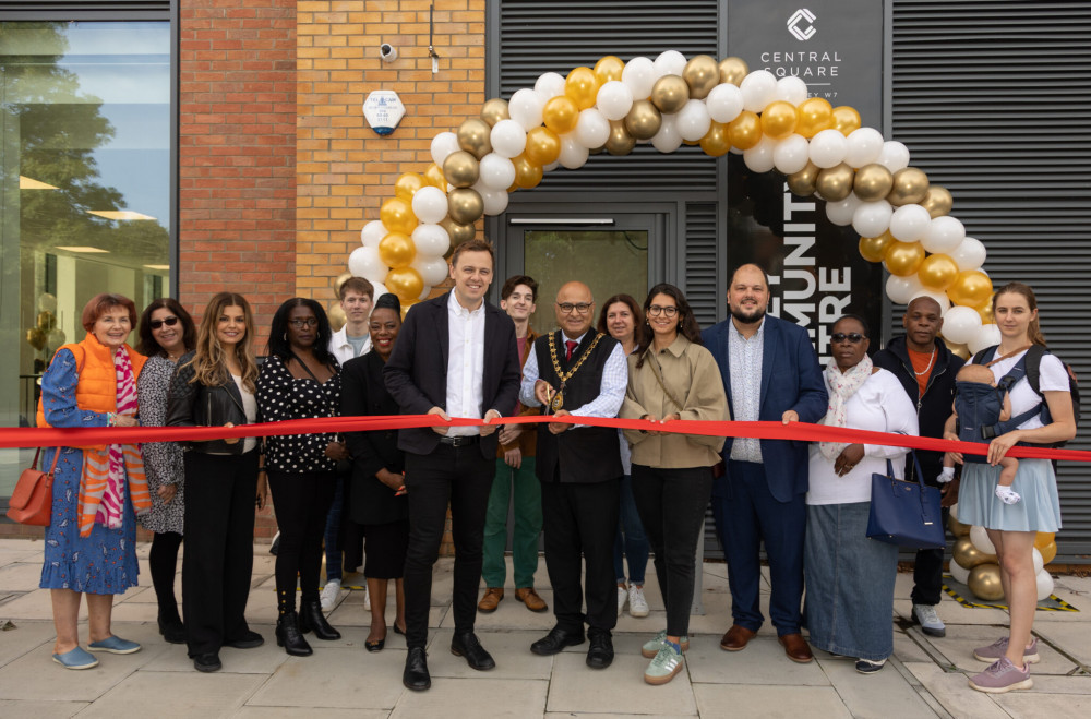 Ealing Council alongside residents from Copley Estate unveil the new community centre (credit: Ealing Council). 