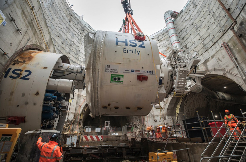 HS2 team lift TBM Emily Middleshield at Victoria (credit: HS2).