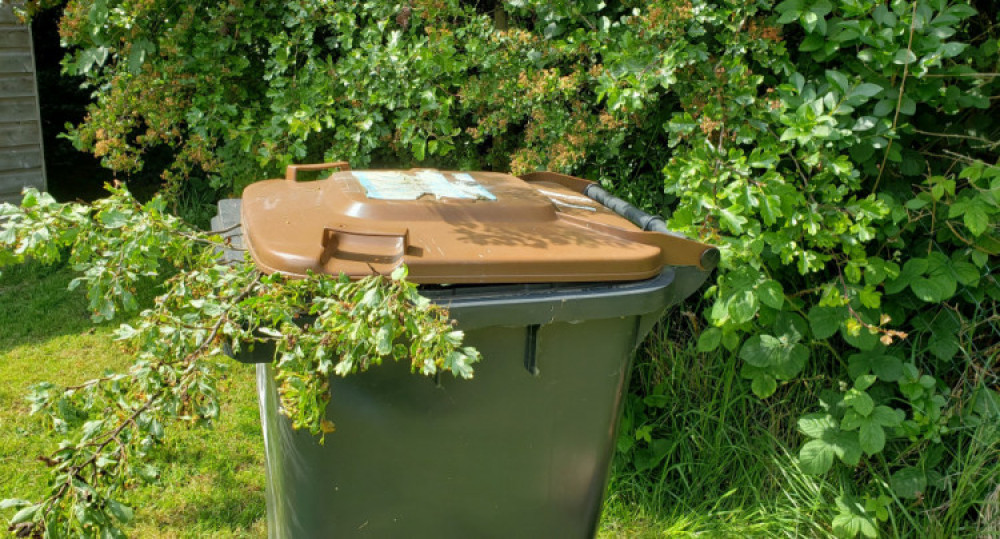 Crewe: Over 11000 Cheshire East residents sign up to garden waste collection 