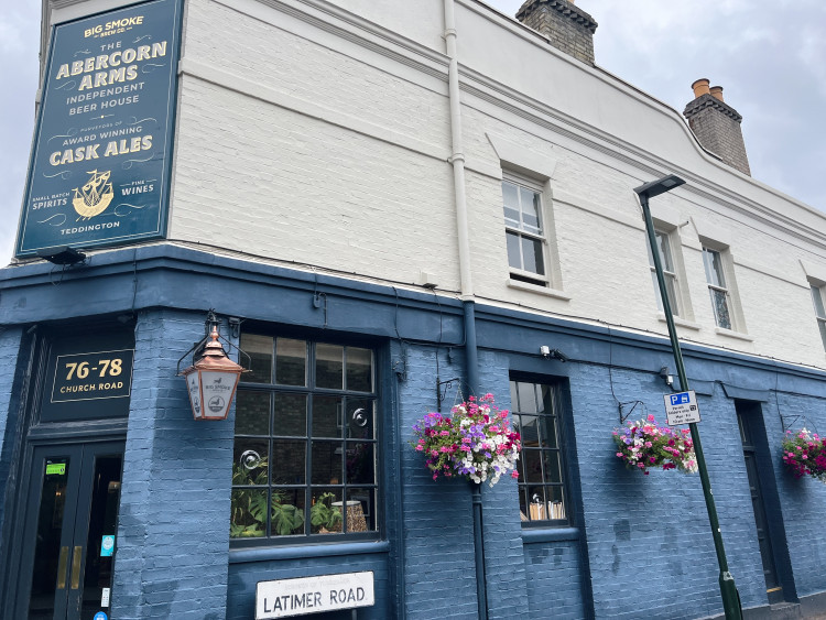 Outside The Abercorn Arms Pub. (Photo: Emily Dalton)