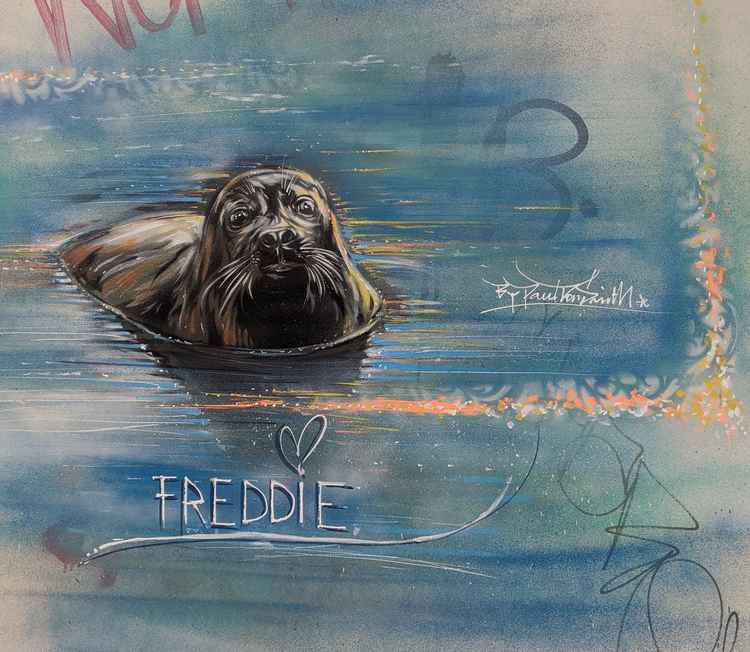 Freddie the seal has been painted by street artist Paul Don Smith