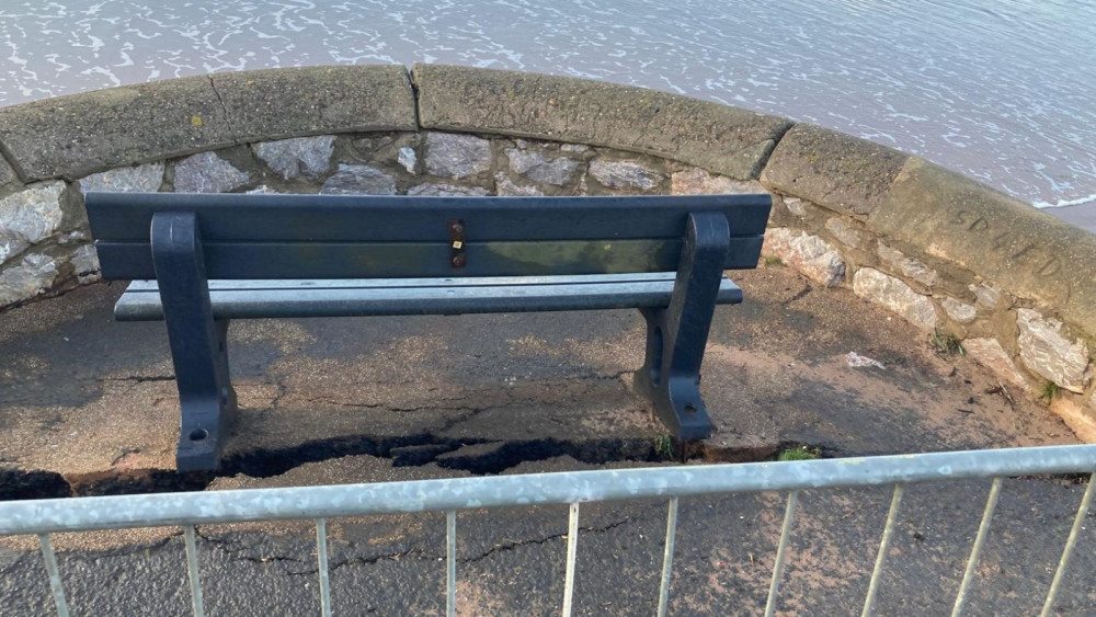 Cracks in the sea wall near Sideshore, Exmouth (EDDC)