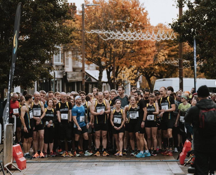 A community fun run around Letchworth has been hailed as a huge hit. CREDIT: @bradleymartinfilms 