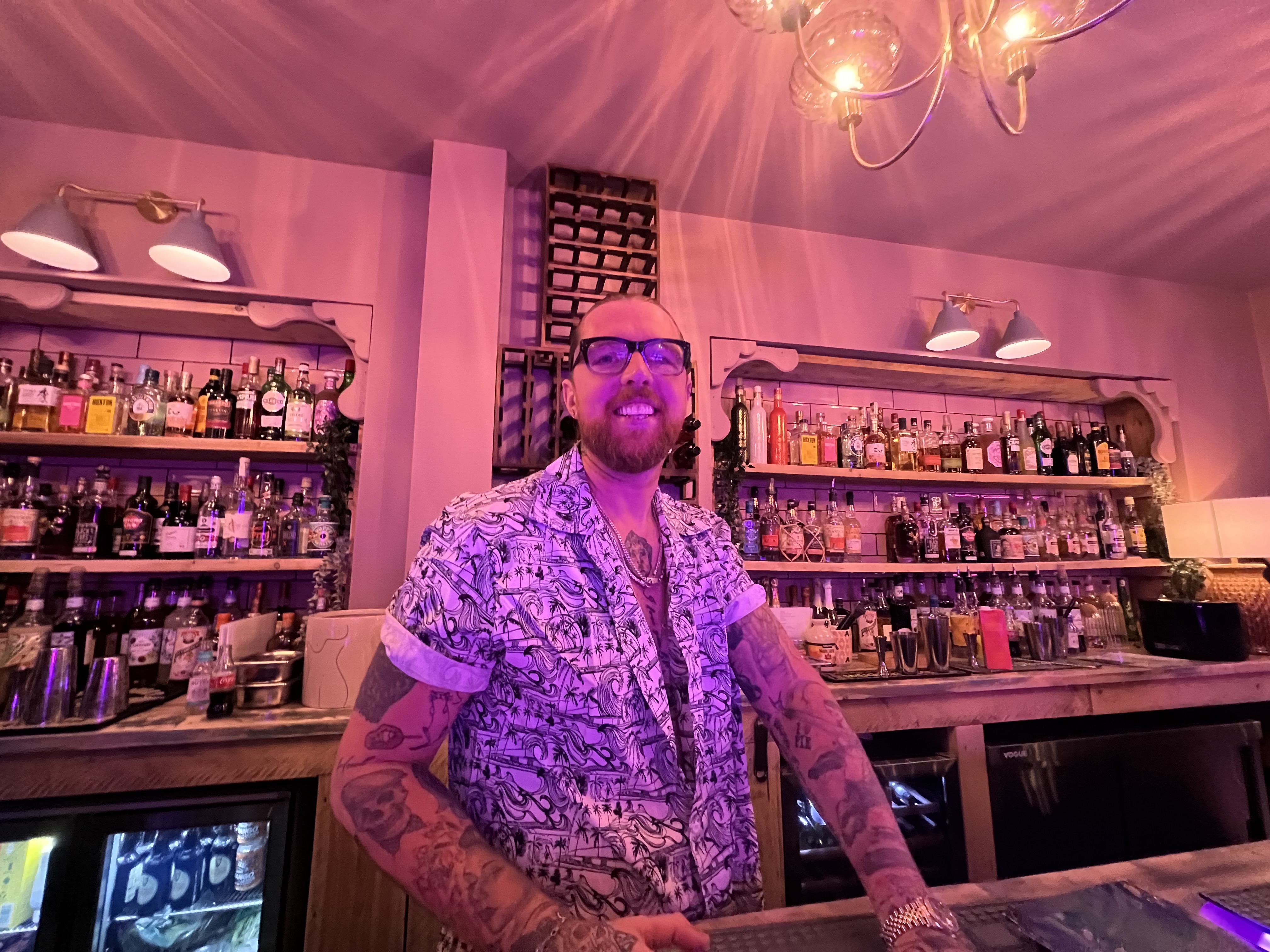 Bridgetown Monroe owner Chris Dodd at the bar. CREDIT: Hitchin Nub News 