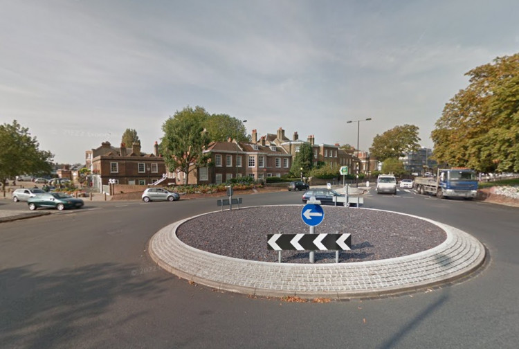 Hampton Court roundabout. (Photo: Google Maps)