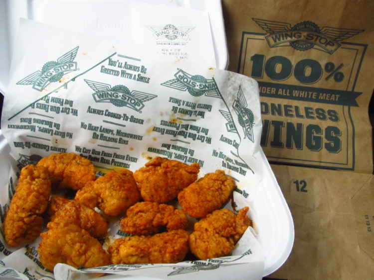 Wingstop's Louisiana rub boneless wings / Willis Lam via Flickr