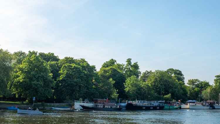 Sunlight shimmered on the Thames as boaters made the most of the day (Credit: Ollie Monk)