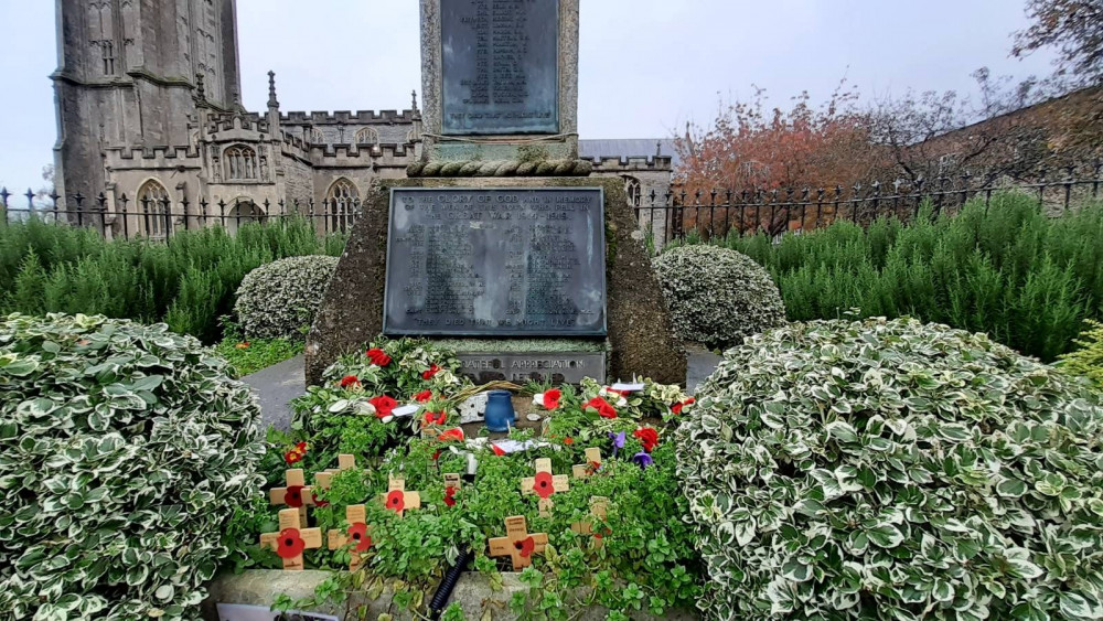 The war memorial in Glastonbury 