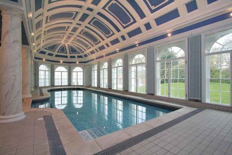 The indoor heated pool, set in stunning Georgian architecture (Credit: Savills Wimbledon via Rightmove)