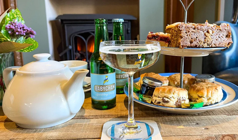 This event brings back the classic 1950s Babycham charm, combined with a delicious afternoon tea spread.