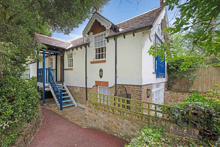 A side view of the boathouse, which belonged to millionaire Sir Donald Gosling  (Credit: Ross Hand Estate Agents)