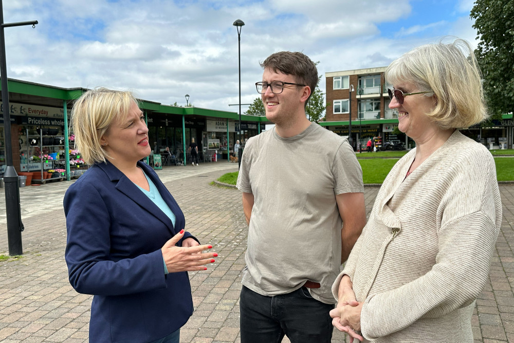 MP candidate Lisa Smart with campaigner Dan Willis and councillor Sue Thorpe at Woodley precinct (Image - Lisa Smart)