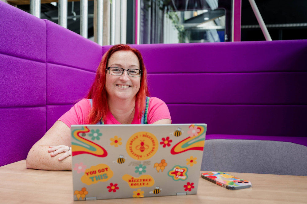 Erin started her own virtual assistant company in the pandemic, and three-and-a-half years later has won a national award for her services. (Image - Anna Hornby / Folk and Tale)