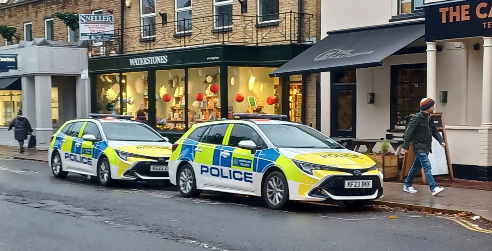 Teddington police arrested an alleged wanted man on the high street. (Photo: Teddington Neighbourhood Police/Twitter)