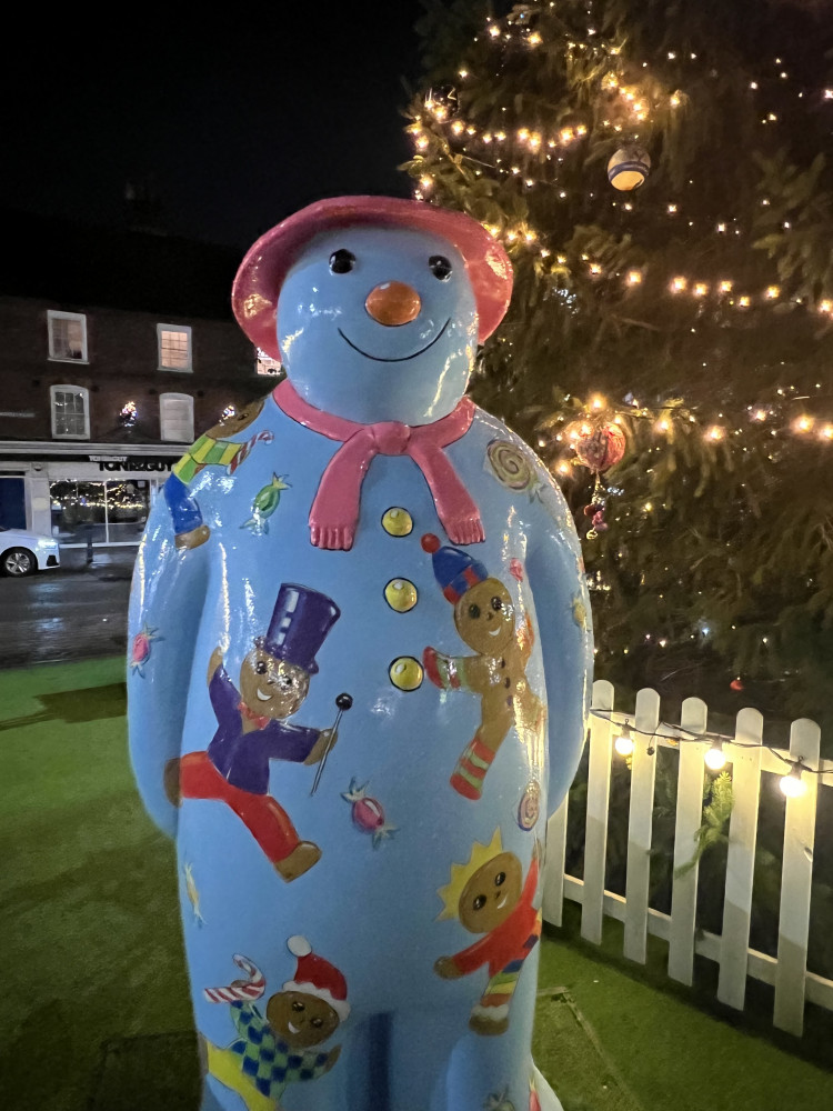 What’s On in Hitchin this weekend. PICTURE: As Nub News has reported a special snowman has returned to our town. CREDIT: Hitchin Nub News 