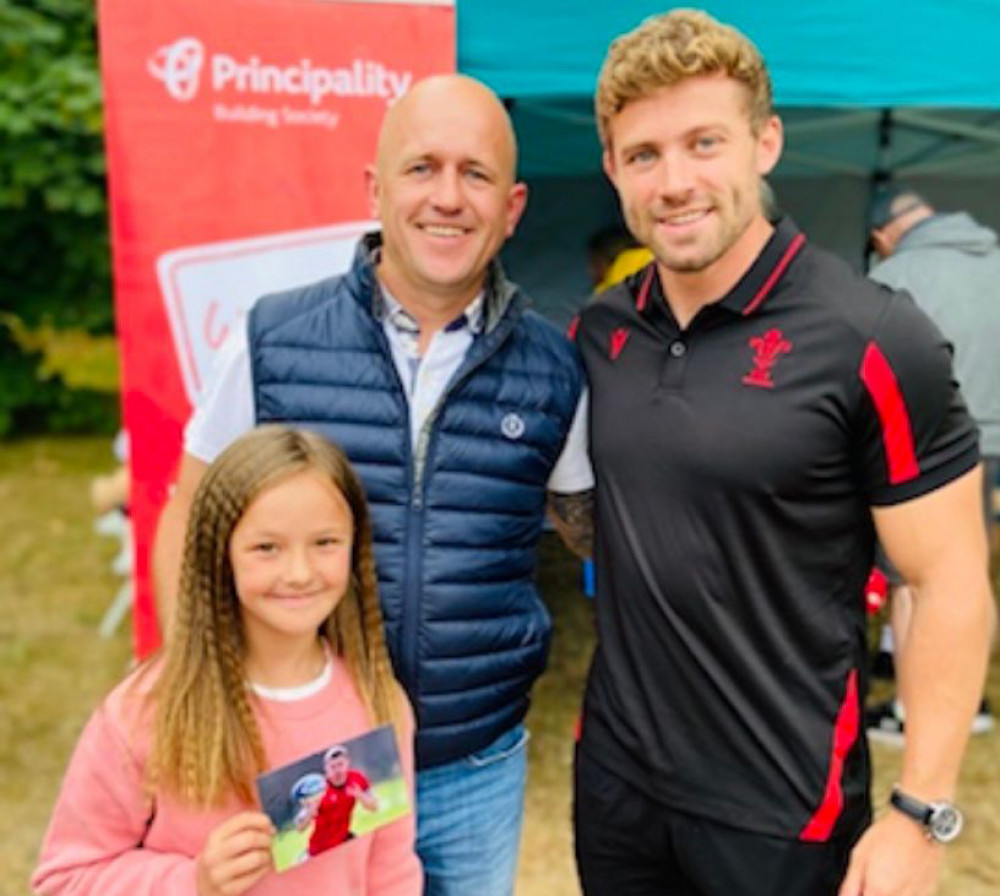 Besi, Jason and Leigh Halfpenny at Tŷ Hafan Fun Day 2022