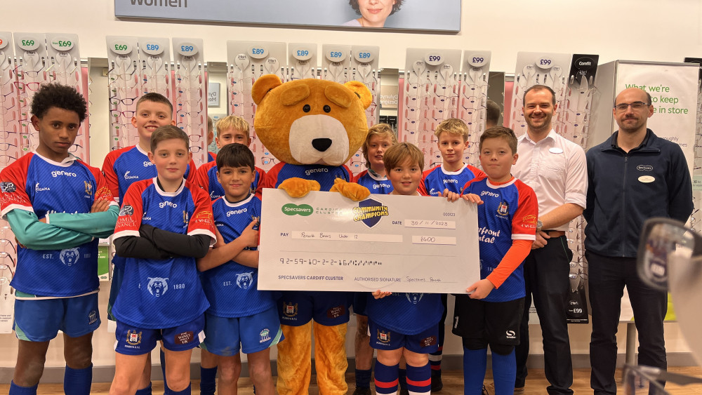 Penarth Bears Under 12's rugby team cheque in with Specsavers