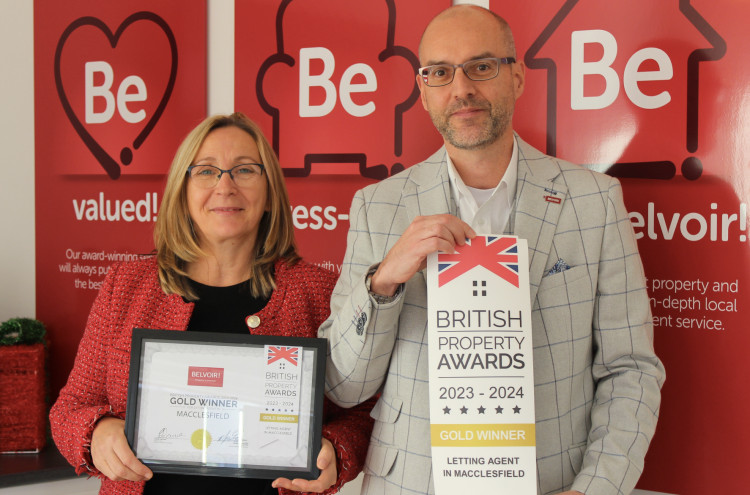 Winnie and Barry Crooks of Belvoir Macclesfield proudly display their latest award. (Image - Macclesfield Nub News)