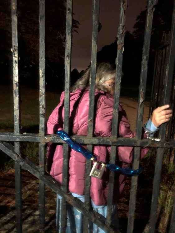 Some people chained themselves to the park gates last year to protest the deer cull (Image: Heather Blake)