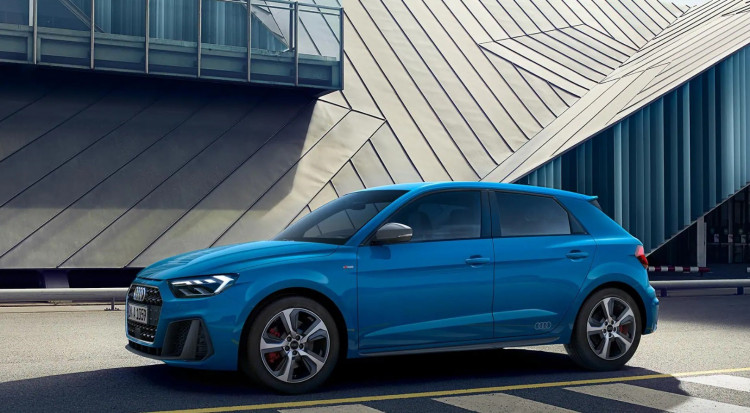   Treat yourself in the run-up to Christmas to a brand-new Audi A1 Sportback currently available with 11.3% APR (Image: Swansway)