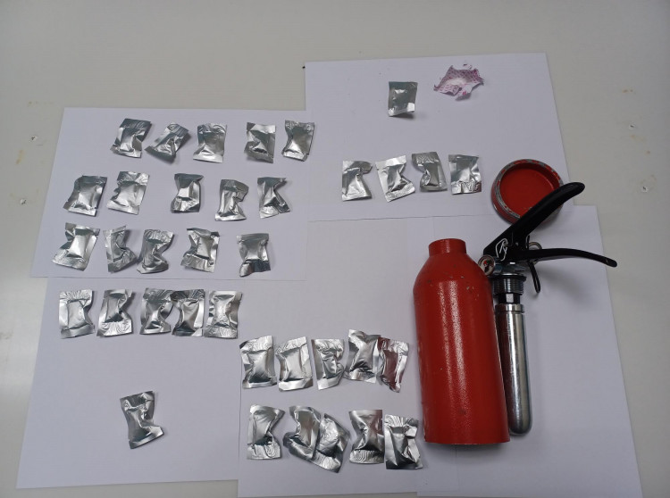 Vacuum wrapped cocaine. (Photo: Kingston Met Police/Facebook)