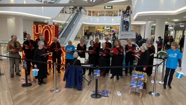 Kingston Choral Society singing to Bentall Centre shoppers. (Photo: Supplied)