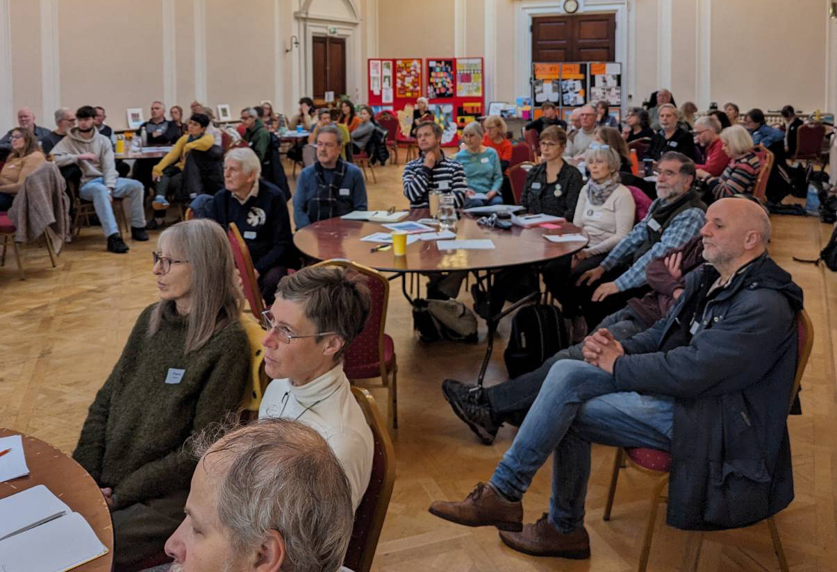 Community Assembly hearing from local experts. (Photo: Supplied)