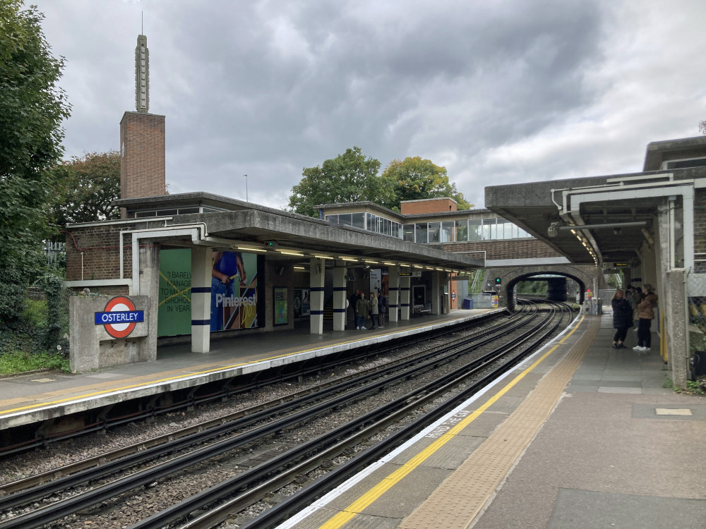 Passengers in and around the capital to benefit from further £250m Government funding fro TfL (credit: Diamond Geezer/ Flickr).