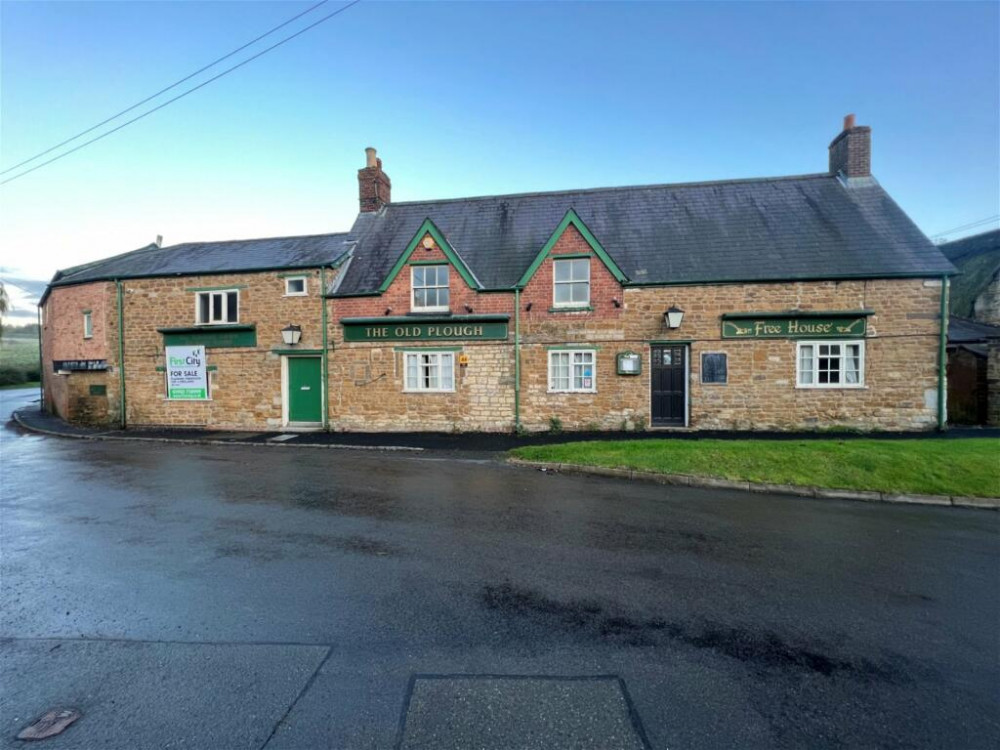 The Old Plough can be found on Oakham Road, Braunston-in-Rutland. Image credit: Rightmove / Moores.